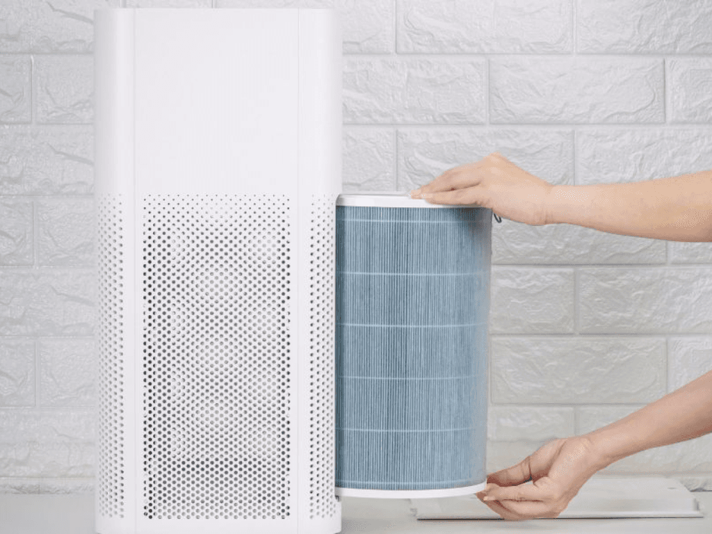 Chi tiết cách thay màng lọc máy lọc không khí Sharp từ A đến Z