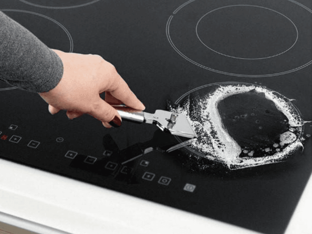 Cuối cùng, bạn cũng có thể vệ sinh bếp từ Xiaomi với nước rửa bát.