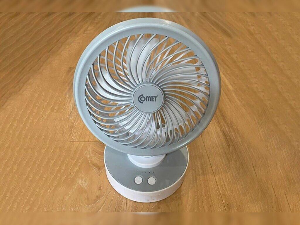 quạt để bàn làm việc