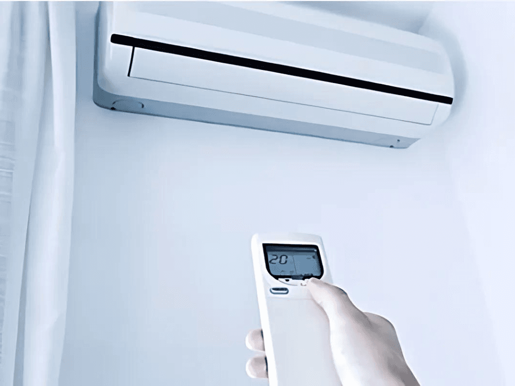 Hướng dẫn bật chế độ nóng điều hòa LG đúng cách để ấm áp suốt mùa đông