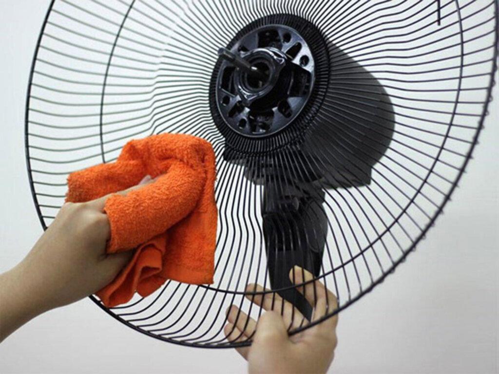 Cách tra dầu cho quạt điện