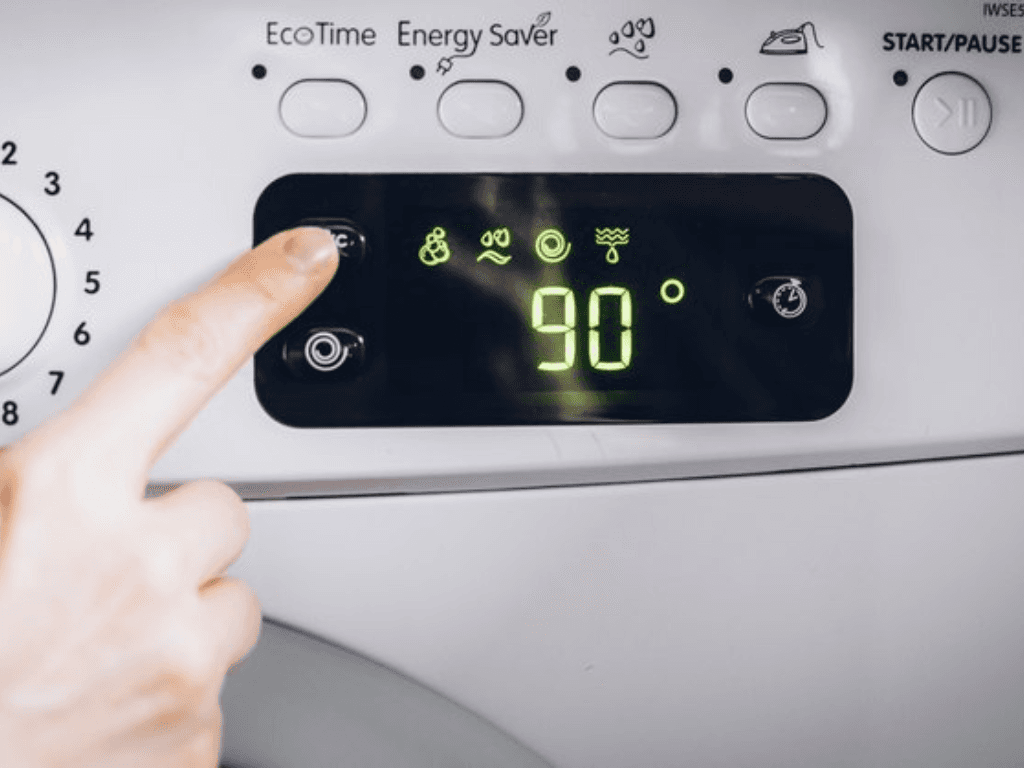 Cách sử dụng máy giặt Samsung để xử lý quần áo dày và đồ đặc biệt