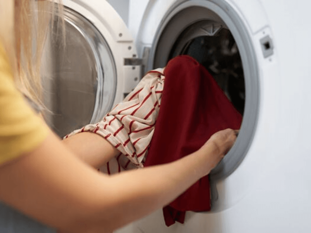 Cách sử dụng máy giặt Aqua đúng chuẩn, đơn giản như ăn kẹo