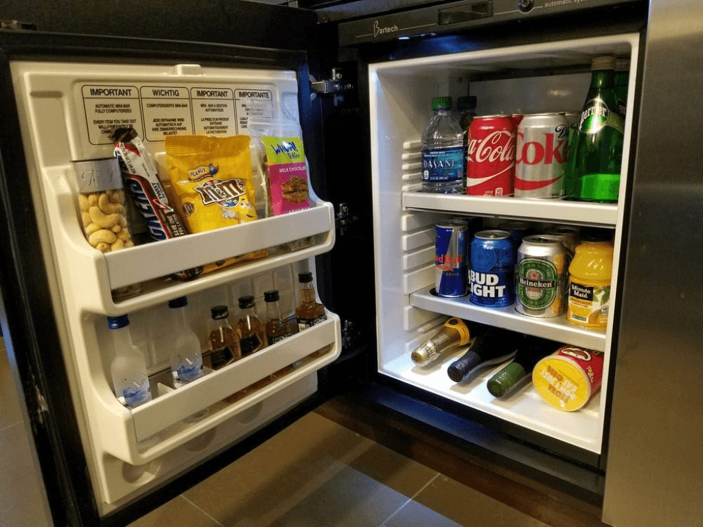 tu-lanh-minibar-la-gi