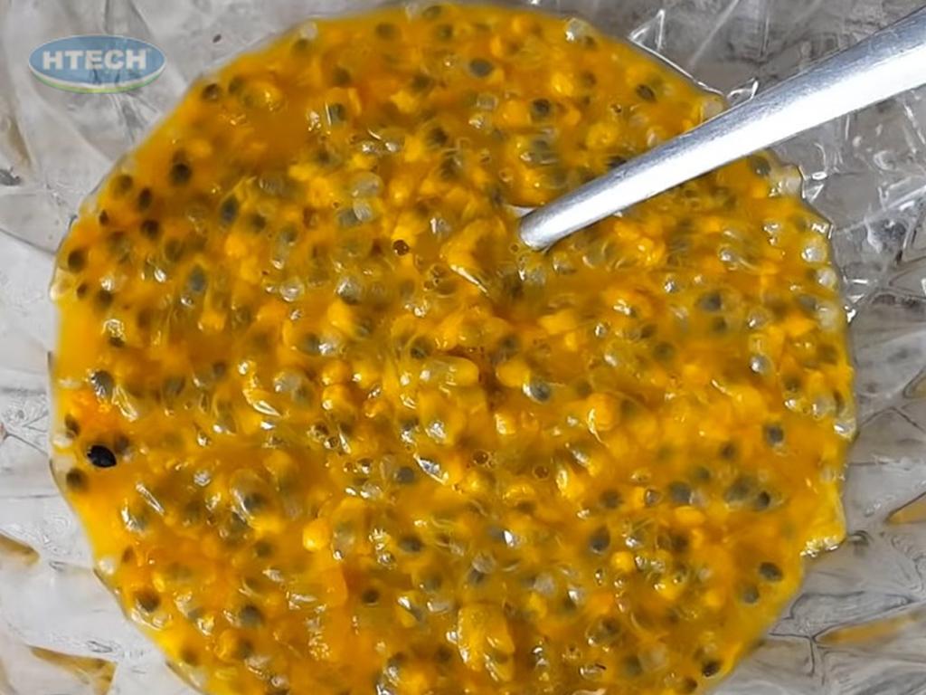 lam-panna-cotta-chanh-day