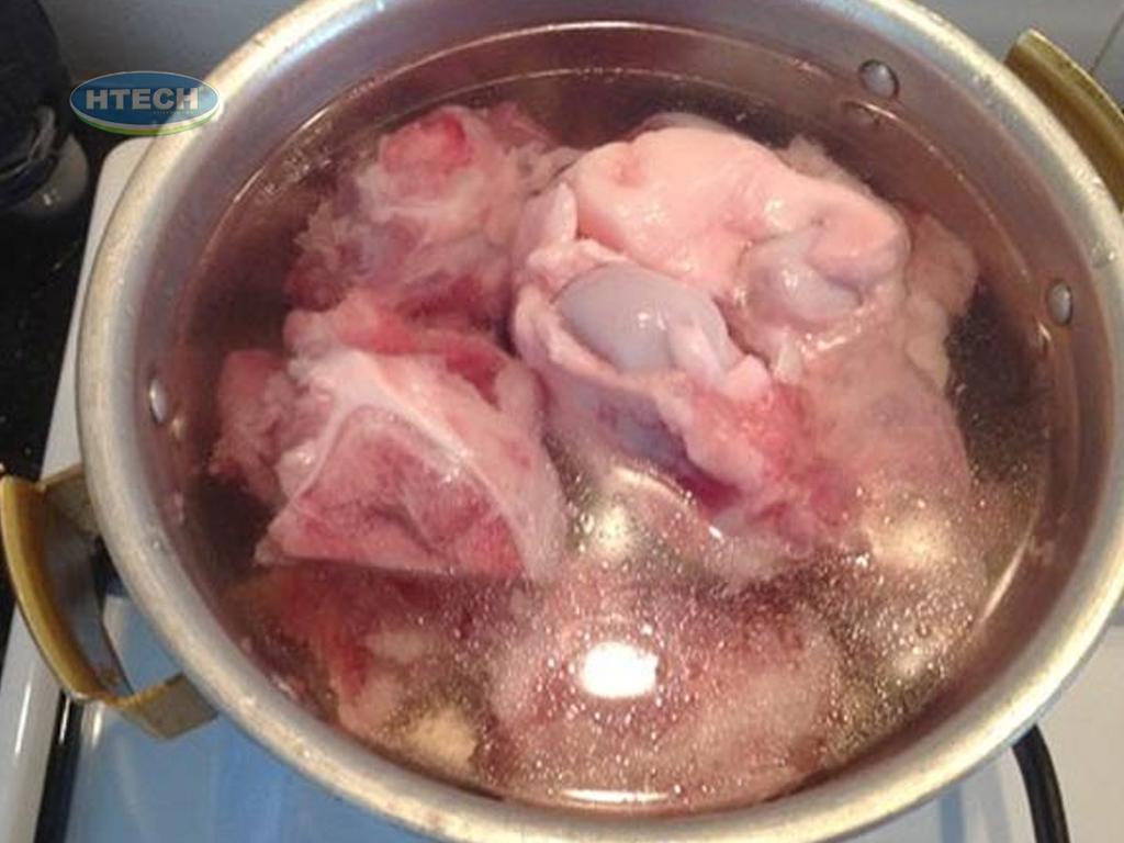 ham-xuong-nau-nuoc-lau-ngon