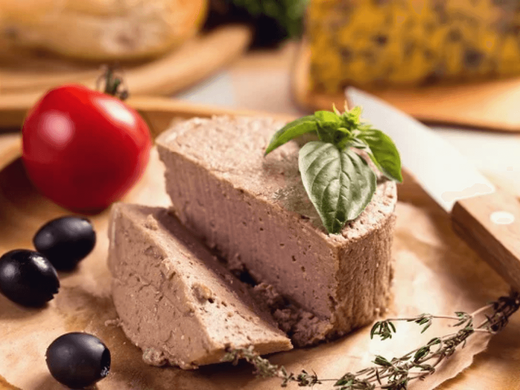 Cách làm pate gan gà không tanh, không bở cho bữa sáng “sang xịn mịn”