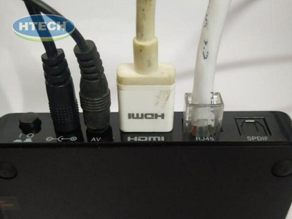 Kiem-tra-day-tin-hieu-ket-noi-voi-TV-box