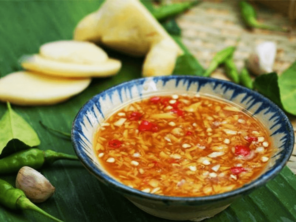Cách làm nước mắm gừng “chuẩn không cần chỉnh” chấm gỏi hay vịt luộc đều mê