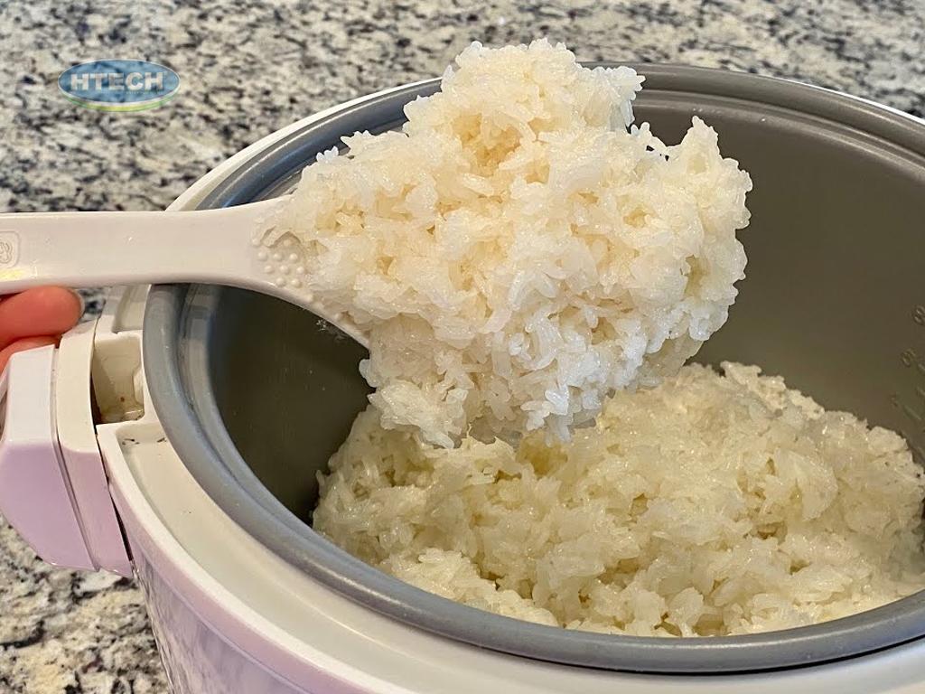 nau-xoi-bang-noi-com-dien