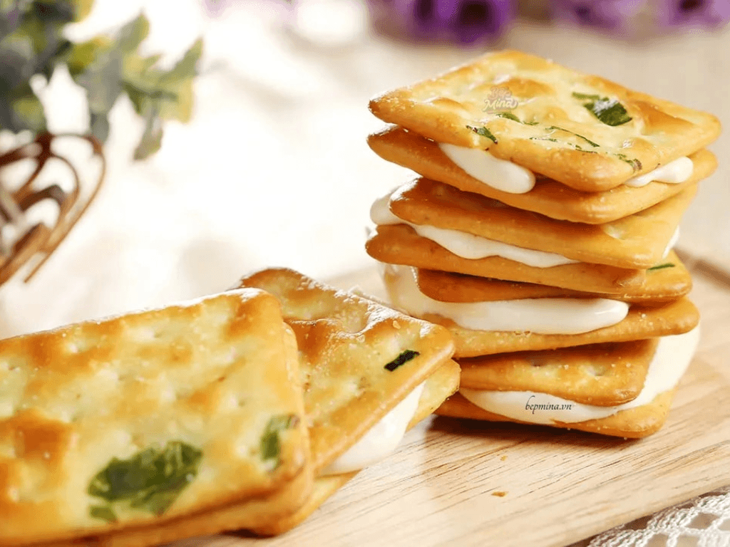 Cách làm bánh hành phô mai béo mặn thơm bơ, cắn một miếng là đổ đứ đừ