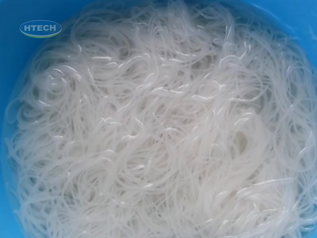 cach-nau-hu-tieu-bo-vien-ngon
