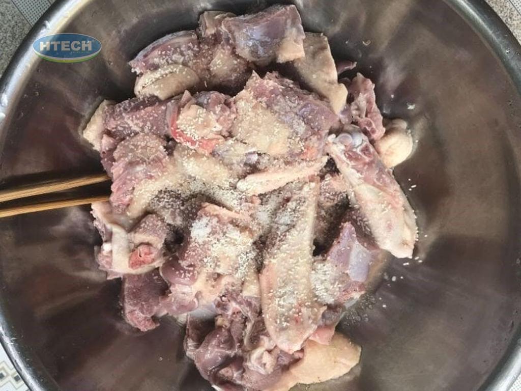 cach-lam-vit-xao-mang-chua