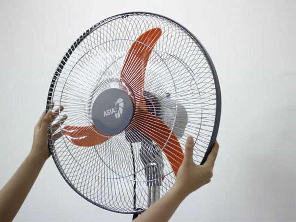 cách tháo quạt đứng