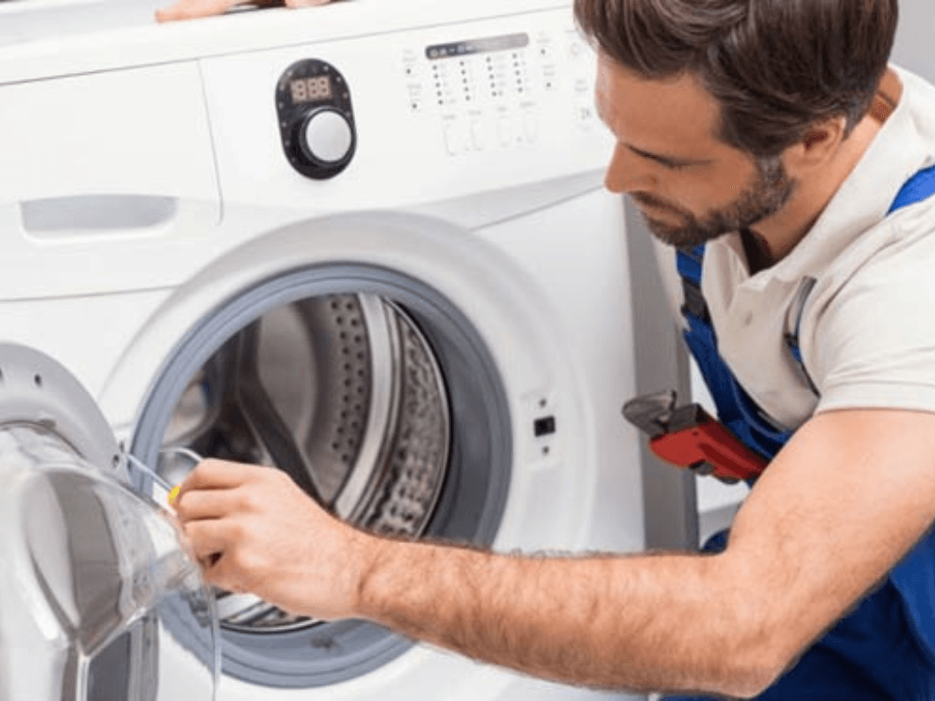 khi-nao-nen-goi-tho-sua-may-giat-khong-len-nguon