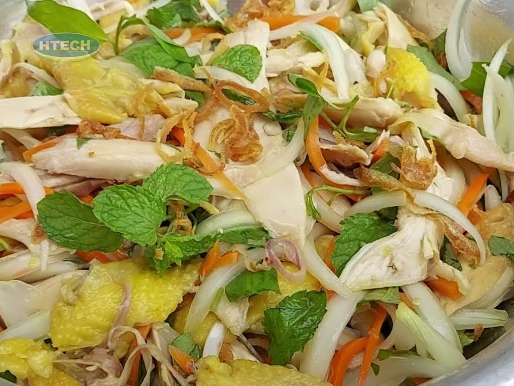 Goi-Ga-Hanh-Tay-thit-ga-ngot-hanh-tay-gion