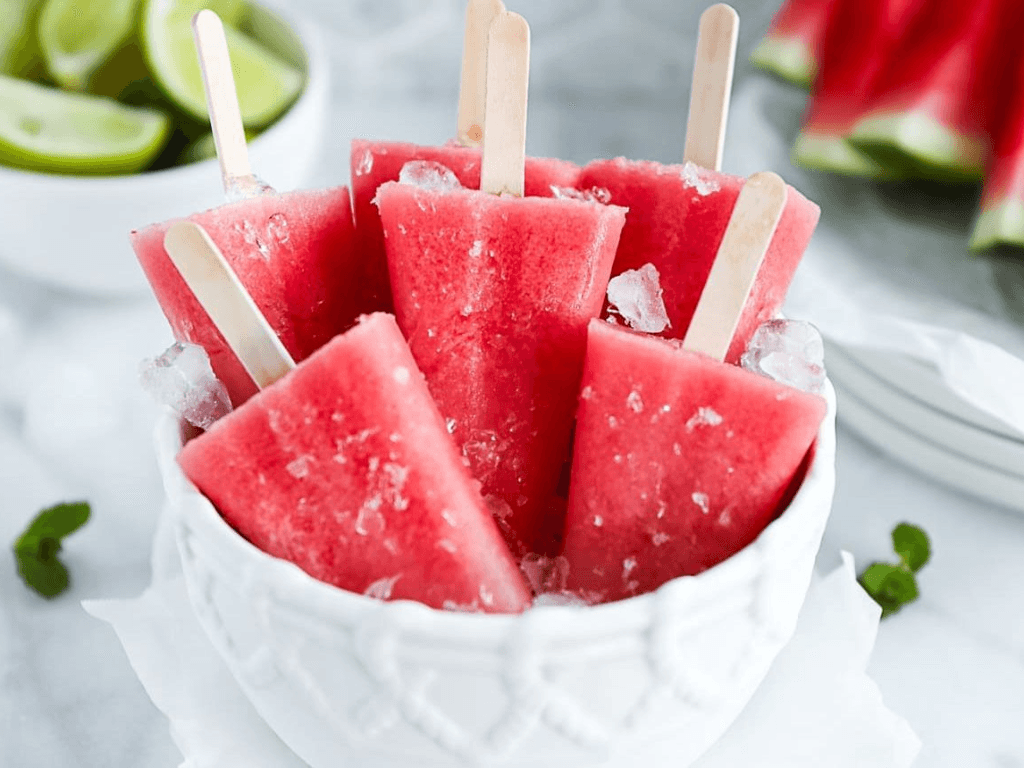 chon-dua-hau-ngot-tu-nhien-de-giam-bot-luong-duong-can-them