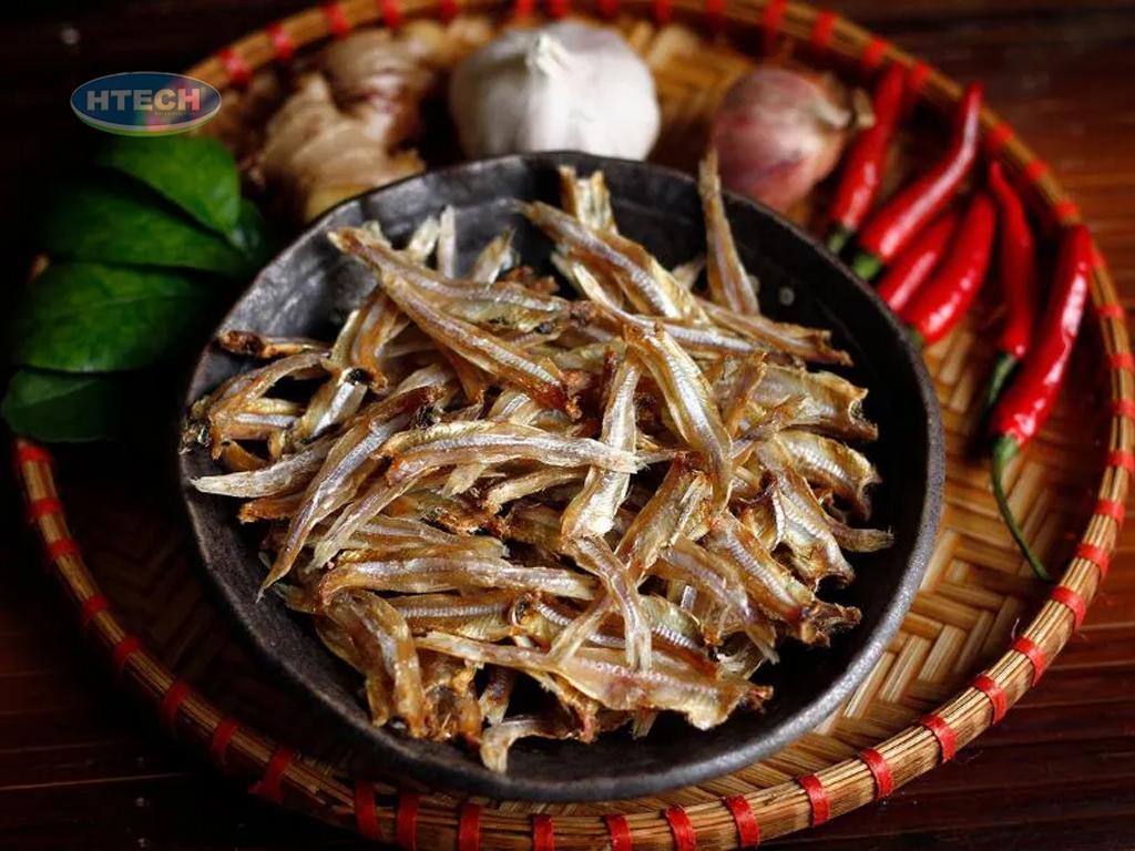 nguyen-lieu-lam-ca-com-kho-rim-toi-ot