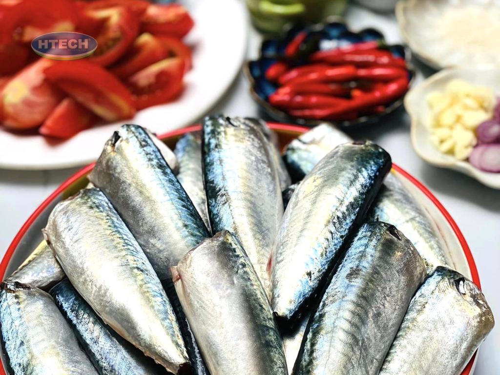 nguyen-lieu-lam-ca-nuc-ruc-xuong